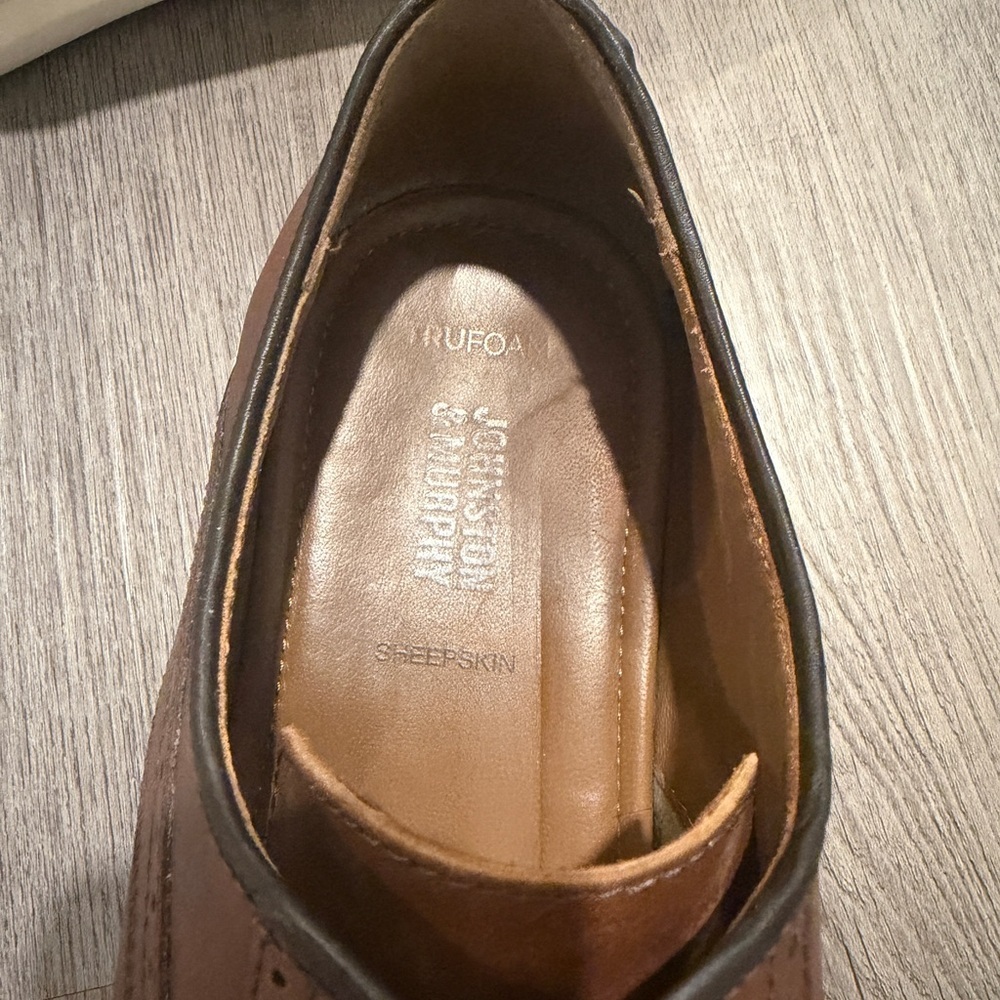Johnston & Murphy Hennings Plain Toe in Mahogany Full Grain - Picture 7 of 10
